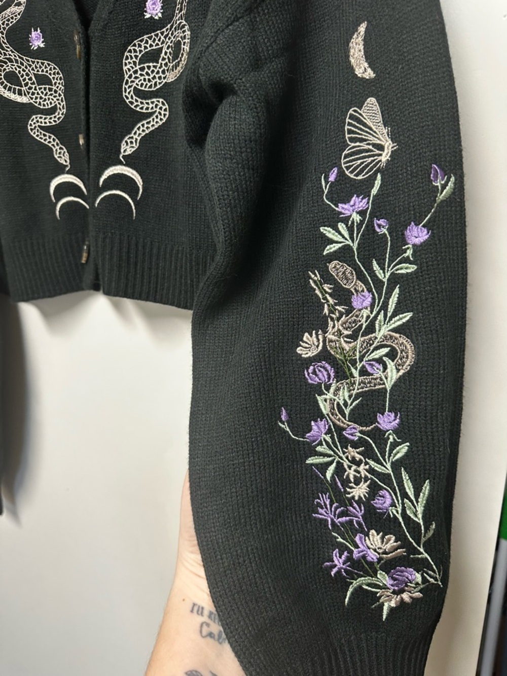 Snake Crop sweater - medium - Picture 3 of 4